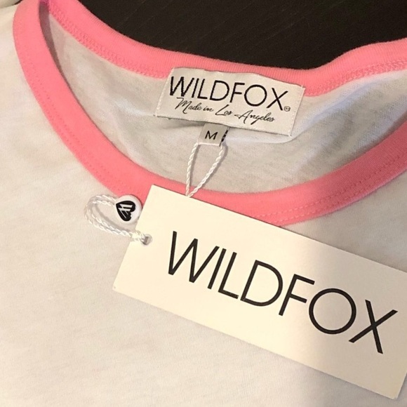 WILD FOX Pink Contrast Trim Thinking About Going To The Gym Slogan Tee Sz MD NWT - Picture 3 of 13